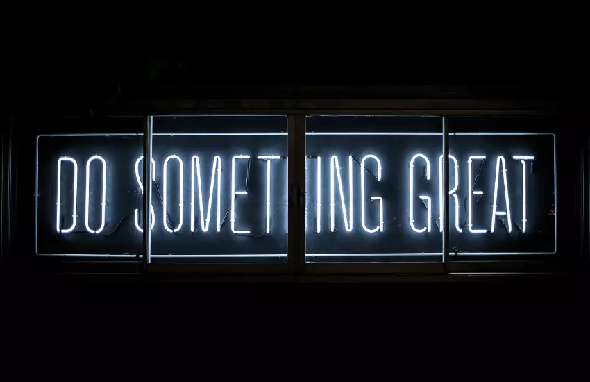 Γραφικά-small-steps to success-blog